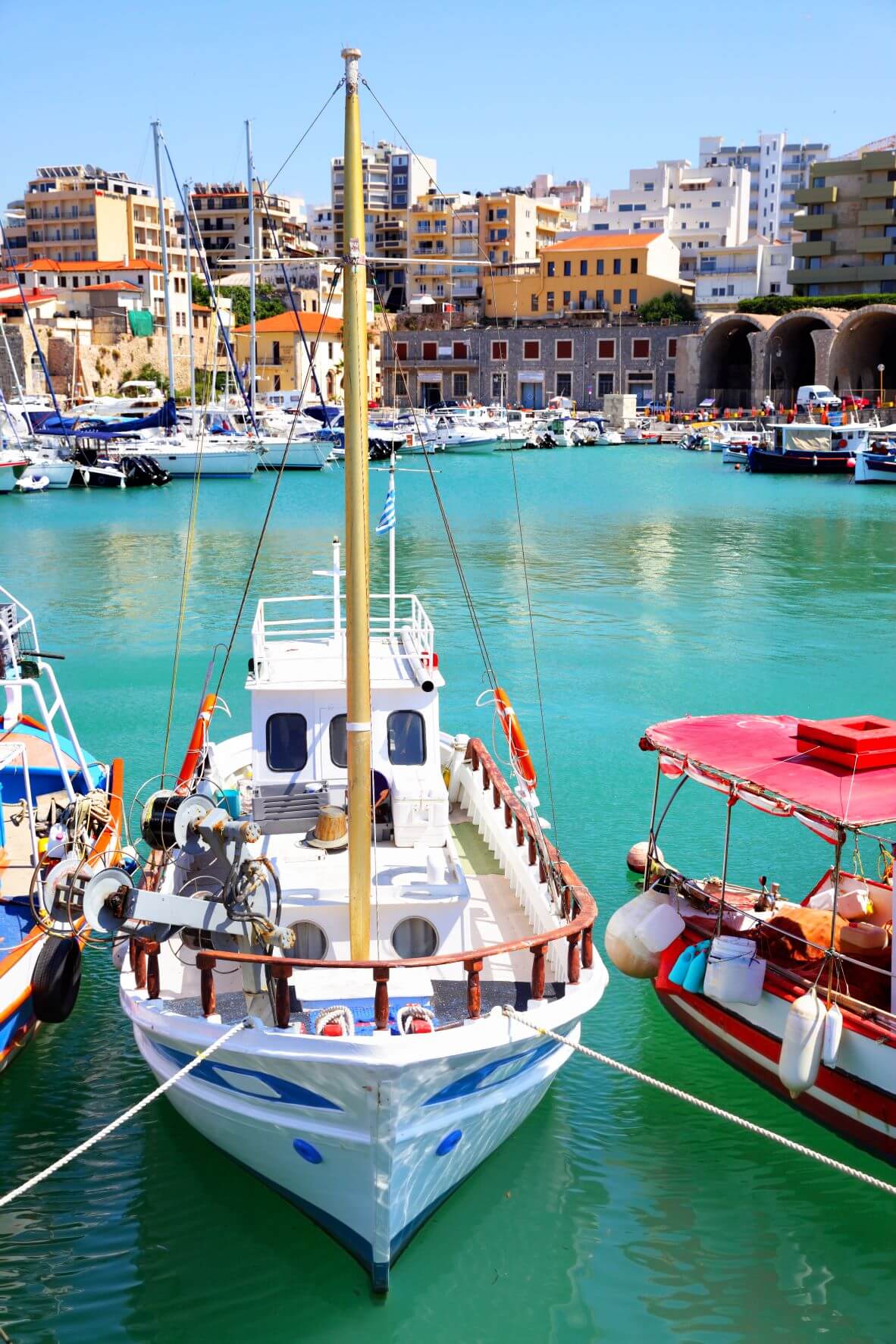 fishing-boats-port-heraklion-crete-greece